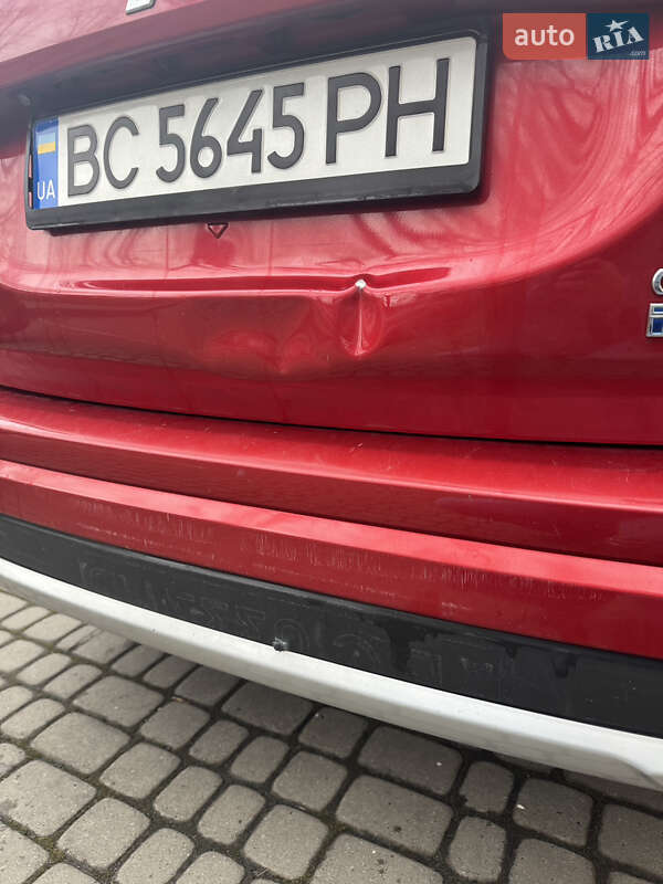 Внедорожник / Кроссовер Mitsubishi Outlander 2017 в Львове