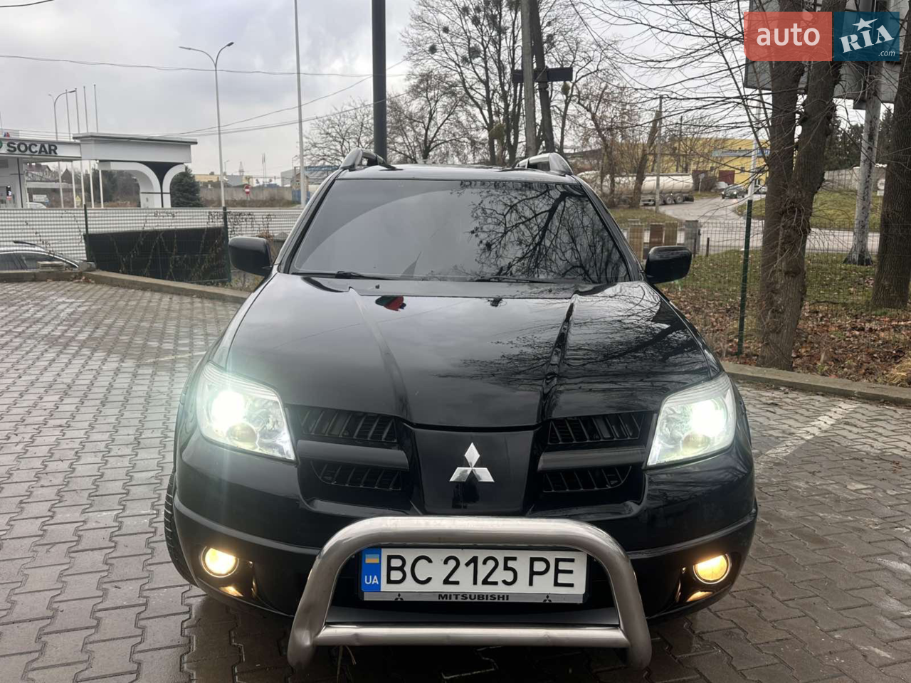 Mitsubishi Outlander 2.4 , 2008 рік
Автомат
Надійний японський кросовер. Комфортний і невибагливий у використанні.
Двигун без нарікань, сухий, не димить, масло не бере.
Коробка працює чітко, без ривків та пинків .
Шкіряний салон у гарному стані, сидіння не порвані .
Світло ксенон.
Мультимедіа андроїд, з камерою заднього виду.
По кузову є косметичні моменти, але це не критично, без дірок і гнилі.
Днище оброблене антикорозією,
Нові ,дорогі диски .
Є вивід на сабвуфер.
Тонування в круг .
Запасне повнорозмірне колесо .
Стоїть газ останнього покоління ,вписаний в тех.паспорт
На всі питання відповім по телефону або знімлю відео за необхідності.
3 реальним покупцем готовий обговорювати ціну.
Причина продажу: авто в хорошому стані, продається через бажання зміни класу авто — перехід з кросовера на седан.
