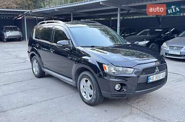 Позашляховик / Кросовер Mitsubishi Outlander 2011 в Кам'янському