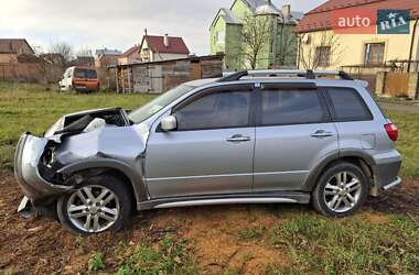 Внедорожник / Кроссовер Mitsubishi Outlander 2006 в Радехове