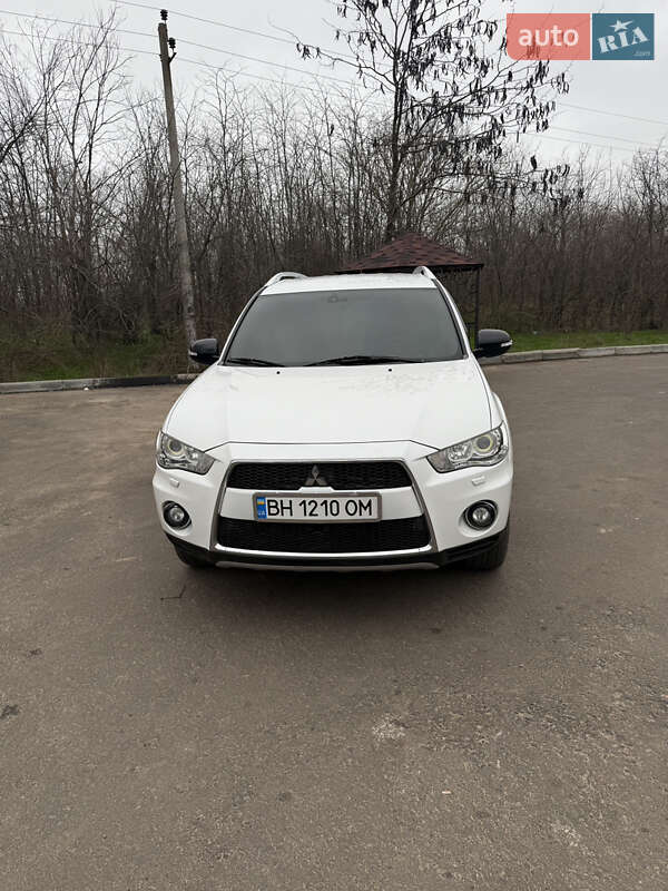 Позашляховик / Кросовер Mitsubishi Outlander 2008 в Березівці