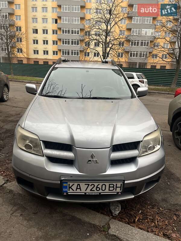 Mitsubishi Outlander 2006