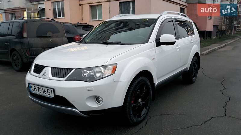 Mitsubishi Outlander 2008