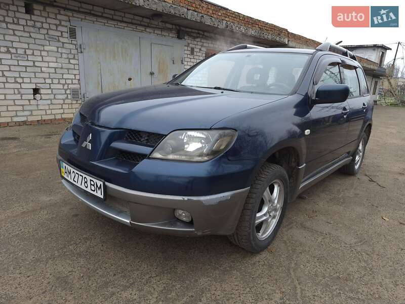 Позашляховик / Кросовер Mitsubishi Outlander 2003 в Миколаєві