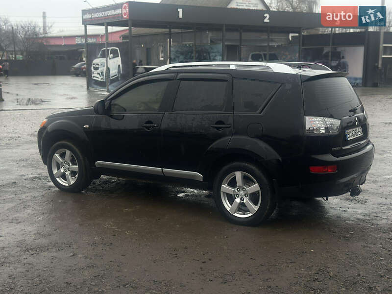 Позашляховик / Кросовер Mitsubishi Outlander 2008 в Івано-Франківську