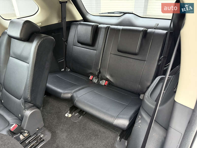 Внедорожник / Кроссовер Mitsubishi Outlander 2012 в Тернополе