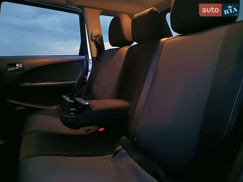 Позашляховик / Кросовер Mitsubishi Outlander 2008 в Львові