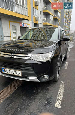 Внедорожник / Кроссовер Mitsubishi Outlander 2014 в Одессе