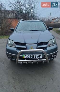 Внедорожник / Кроссовер Mitsubishi Outlander 2003 в Харькове