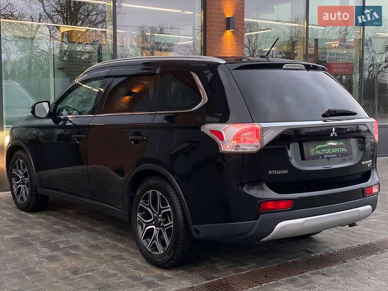 Позашляховик / Кросовер Mitsubishi Outlander 2015 в Києві фото 8 Позашляховик / Кросовер Mitsubishi Outlander 2015 в Києві