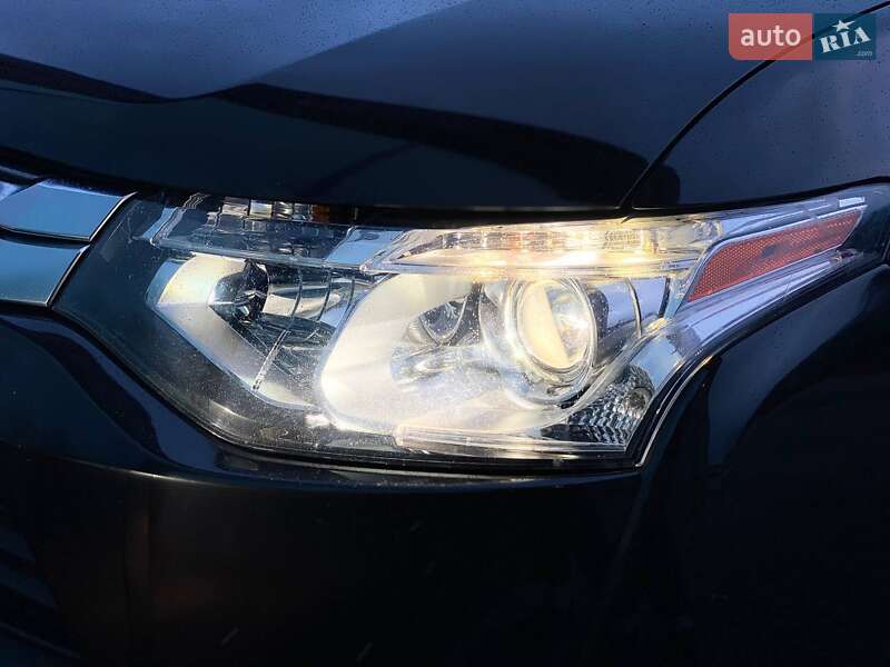 Позашляховик / Кросовер Mitsubishi Outlander 2015 в Києві фото 18 Позашляховик / Кросовер Mitsubishi Outlander 2015 в Києві