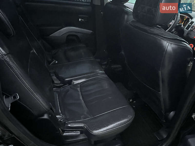 Позашляховик / Кросовер Mitsubishi Outlander 2007 в Миколаєві