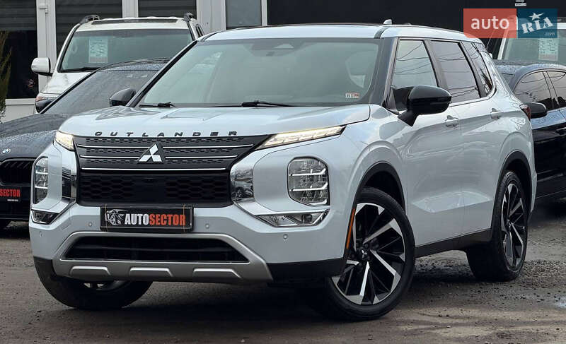 Позашляховик / Кросовер Mitsubishi Outlander 2021 в Харкові