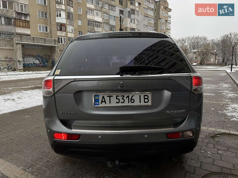 Позашляховик / Кросовер Mitsubishi Outlander 2014 в Івано-Франківську фото 8 Позашляховик / Кросовер Mitsubishi Outlander 2014 в Івано-Франківську