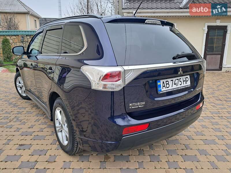 Позашляховик / Кросовер Mitsubishi Outlander 2013 в Могилів-Подільському