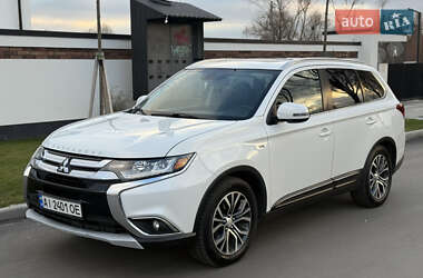 Внедорожник / Кроссовер Mitsubishi Outlander 2015 в Белой Церкви
