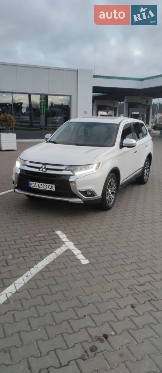 2018 Mitsubishi Outlander - мініатюра 20