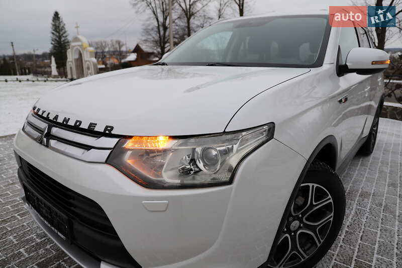 Позашляховик / Кросовер Mitsubishi Outlander 2015 в Трускавці фото 55 Позашляховик / Кросовер Mitsubishi Outlander 2015 в Трускавці