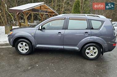 Внедорожник / Кроссовер Mitsubishi Outlander 2007 в Каменском