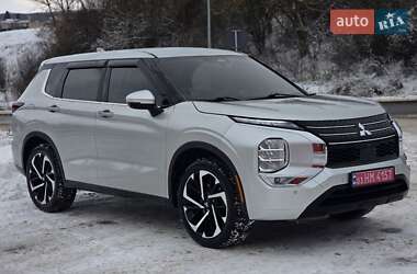 Позашляховик / Кросовер Mitsubishi Outlander 2021 в Тернополі