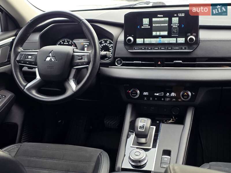 Позашляховик / Кросовер Mitsubishi Outlander 2021 в Тернополі