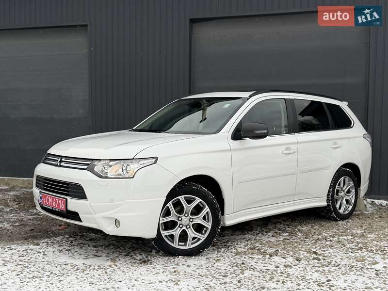 Позашляховик / Кросовер Mitsubishi Outlander 2013 в Трускавці