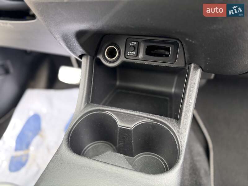 Позашляховик / Кросовер Mitsubishi Outlander 2013 в Трускавці