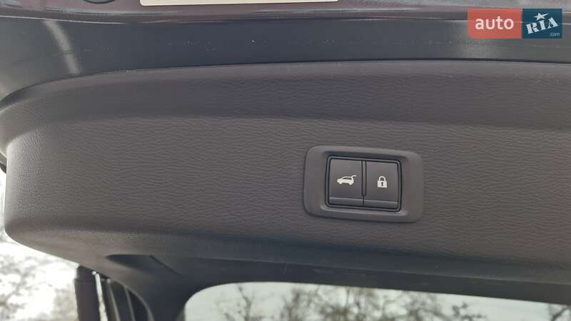 Позашляховик / Кросовер Mitsubishi Outlander 2023 в Одесі