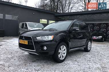 Внедорожник / Кроссовер Mitsubishi Outlander 2012 в Ивано-Франковске