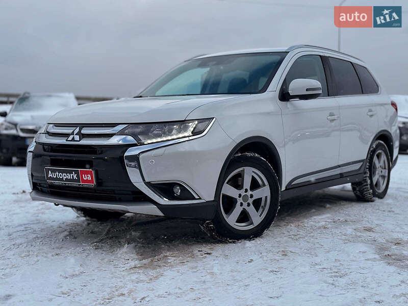 Mitsubishi Outlander 2016