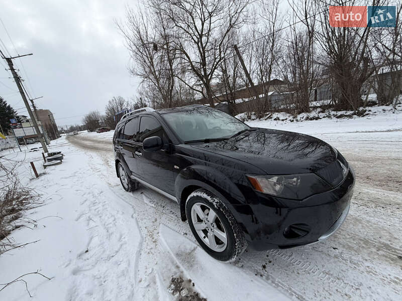 Mitsubishi Outlander 2008
