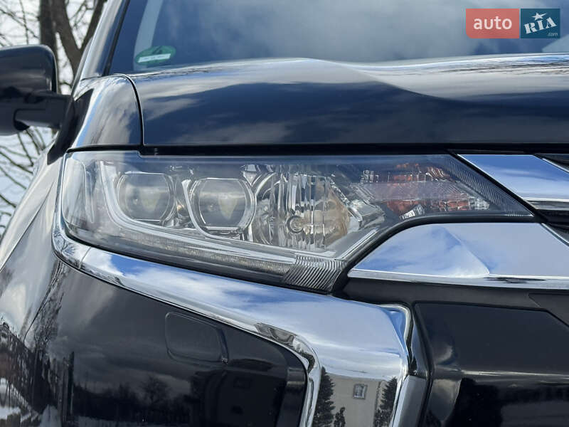 Позашляховик / Кросовер Mitsubishi Outlander 2016 в Дрогобичі фото 11 Позашляховик / Кросовер Mitsubishi Outlander 2016 в Дрогобичі