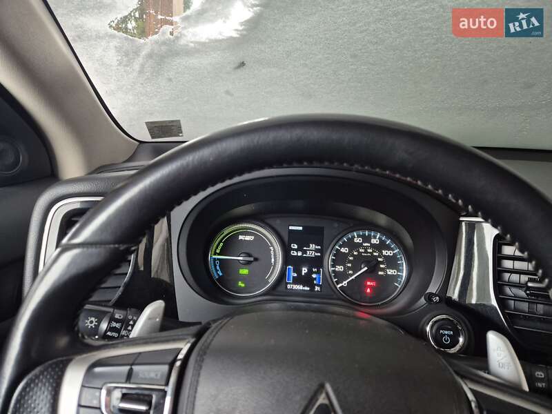 Позашляховик / Кросовер Mitsubishi Outlander 2018 в Тернополі