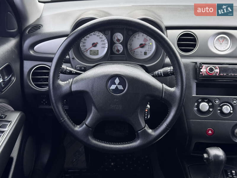 Позашляховик / Кросовер Mitsubishi Outlander 2006 в Києві