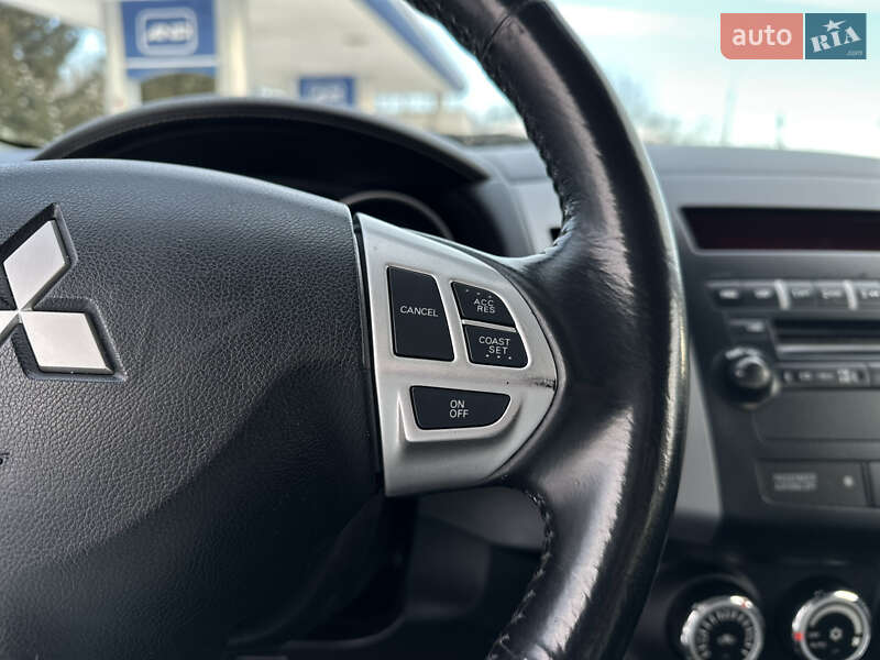 Позашляховик / Кросовер Mitsubishi Outlander 2011 в Бердичеві