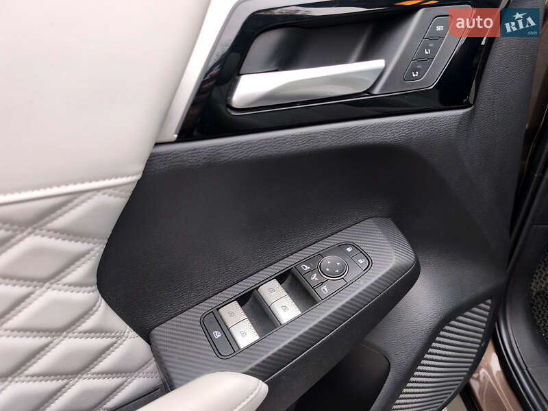 Позашляховик / Кросовер Mitsubishi Outlander 2022 в Івано-Франківську