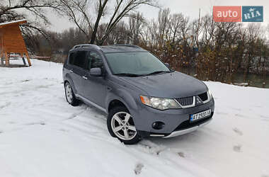 Позашляховик / Кросовер Mitsubishi Outlander 2007 в Косові