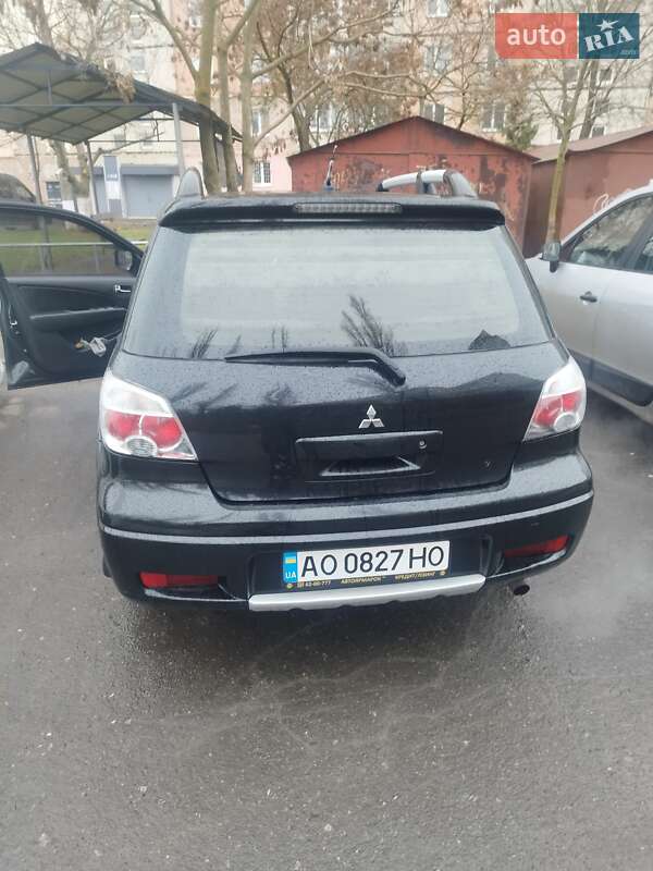 Внедорожник / Кроссовер Mitsubishi Outlander 2007 в Николаеве