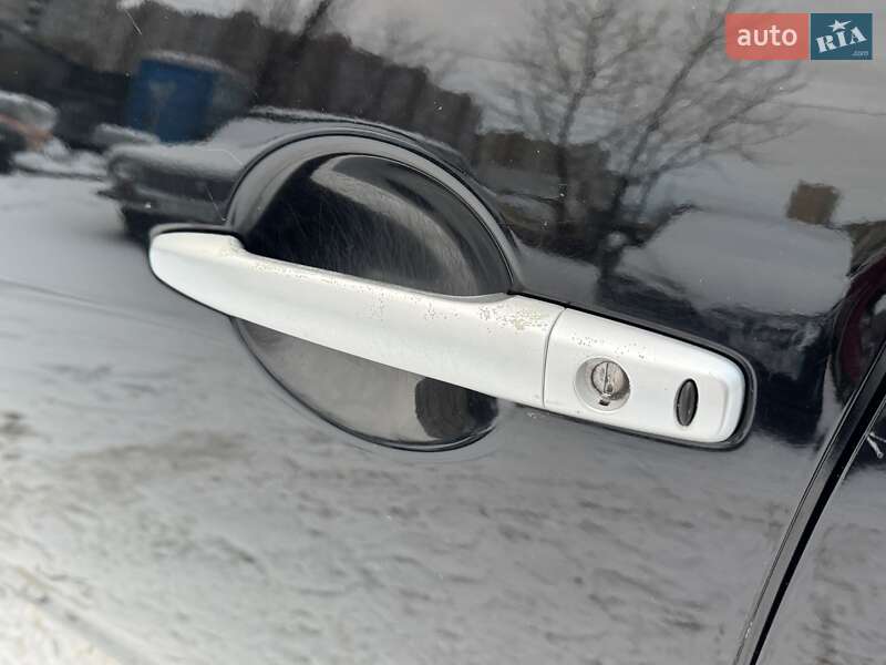 Внедорожник / Кроссовер Mitsubishi Outlander 2008 в Киеве