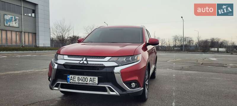 Mitsubishi Outlander 2018