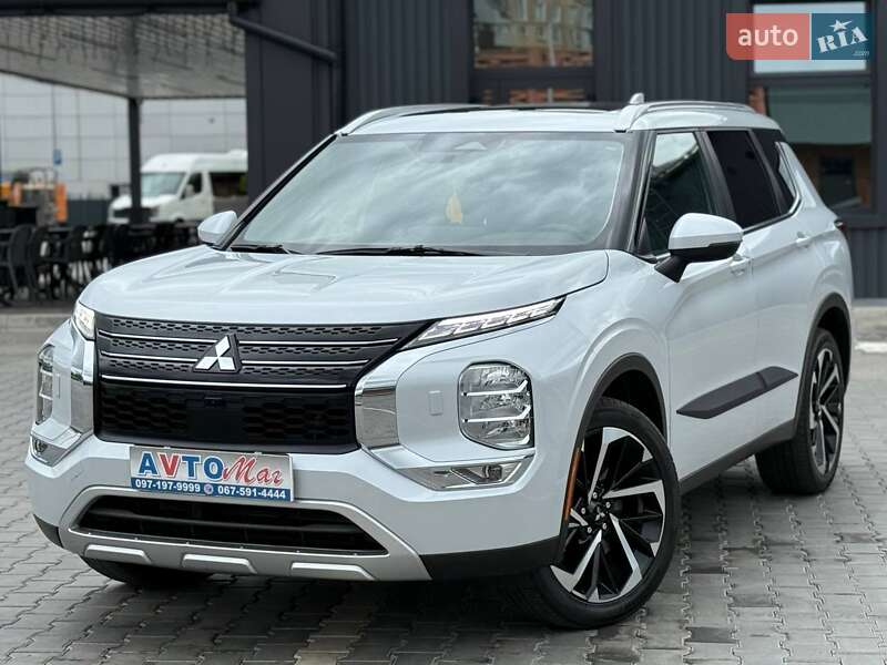 Внедорожник / Кроссовер Mitsubishi Outlander 2022 в Кривом Роге