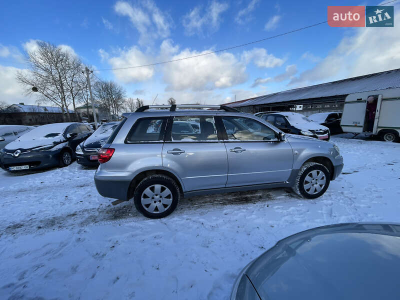 Внедорожник / Кроссовер Mitsubishi Outlander 2007 в Луцке фото 2 Внедорожник / Кроссовер Mitsubishi Outlander 2007 в Луцке