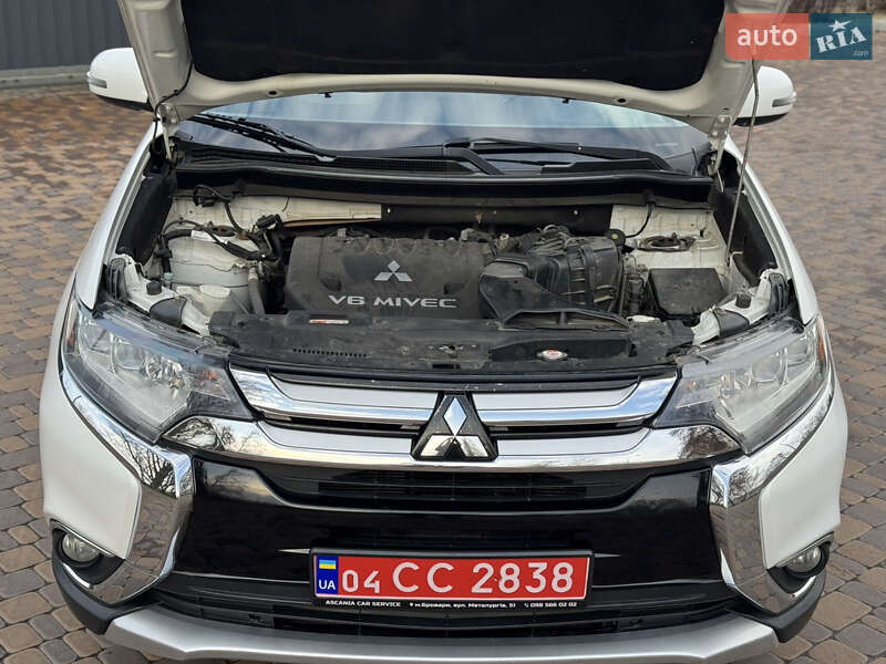 Внедорожник / Кроссовер Mitsubishi Outlander 2015 в Броварах фото 14 Внедорожник / Кроссовер Mitsubishi Outlander 2015 в Броварах