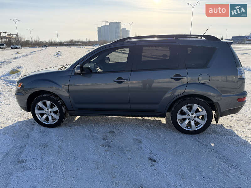 Внедорожник / Кроссовер Mitsubishi Outlander 2012 в Киеве фото 2 Внедорожник / Кроссовер Mitsubishi Outlander 2012 в Киеве