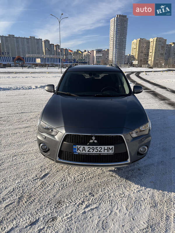 Внедорожник / Кроссовер Mitsubishi Outlander 2012 в Киеве фото 7 Внедорожник / Кроссовер Mitsubishi Outlander 2012 в Киеве