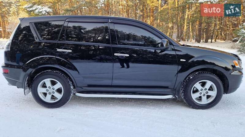 Внедорожник / Кроссовер Mitsubishi Outlander 2012 в Кременчуге