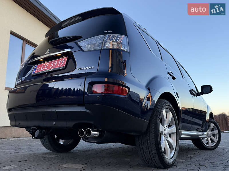 Внедорожник / Кроссовер Mitsubishi Outlander 2010 в Дрогобыче