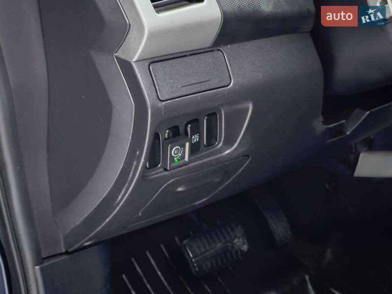 Внедорожник / Кроссовер Mitsubishi Outlander 2008 в Киеве фото 15 Внедорожник / Кроссовер Mitsubishi Outlander 2008 в Киеве