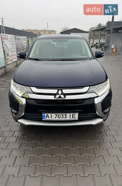 Позашляховик / Кросовер Mitsubishi Outlander 2016 в Білій Церкві
