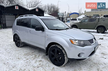 Позашляховик / Кросовер Mitsubishi Outlander 2007 в Києві